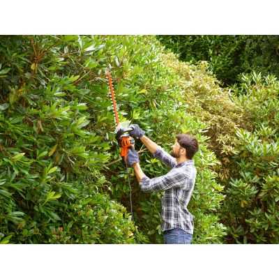 Купить Кусторез электрический BLACK+DECKER BEHTS401. Официальный магазин Dewalt Украина. Фирменный инструмент и оборудовние DeWALT, STANLEY, BLACK+DECKER, BOSTITCH