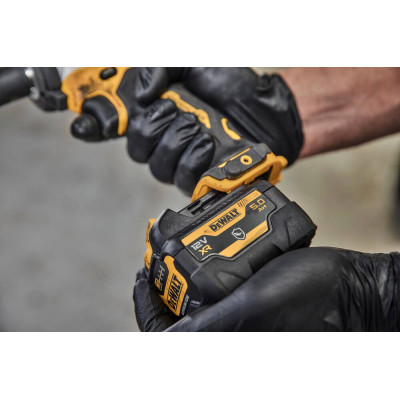 Купить Аккумуляторная батарея GFN DeWALT DCB126G. Официальный магазин Dewalt Украина. Фирменный инструмент и оборудовние DeWALT, STANLEY, BLACK+DECKER, BOSTITCH
