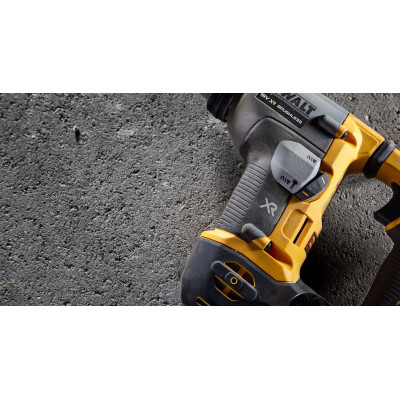 Купити Перфоратор акумуляторний безщітковий SDS PLUS DeWALT DCH172NT. Офіційний магазин Dewalt Україна. Фірмовий інструмент та обладнання DeWALT, STANLEY, BLACK+DECKER, BOSTITCH