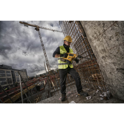 Купити Перфоратор акумуляторний безщітковий SDS MAX DeWALT DCH481N. Офіційний магазин Dewalt Україна. Фірмовий інструмент та обладнання DeWALT, STANLEY, BLACK+DECKER, BOSTITCH