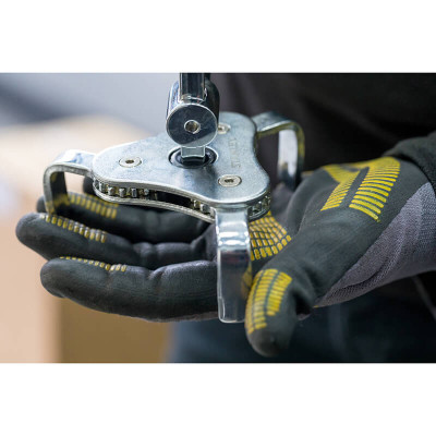 Купити Ключ для масляного фільтра STANLEY STHT80880-0. Офіційний магазин Dewalt Україна. Фірмовий інструмент та обладнання DeWALT, STANLEY, BLACK+DECKER, BOSTITCH