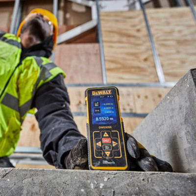 Купити Далекомір лазерний DeWALT DW03050. Офіційний магазин Dewalt Україна. Фірмовий інструмент та обладнання DeWALT, STANLEY, BLACK+DECKER, BOSTITCH