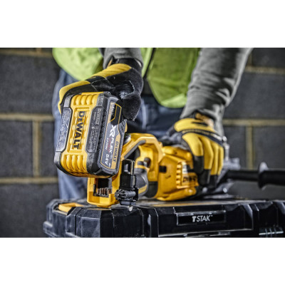 Купити Дриль акумуляторний безщітковий DeWALT DCD470N. Офіційний магазин Dewalt Україна. Фірмовий інструмент та обладнання DeWALT, STANLEY, BLACK+DECKER, BOSTITCH