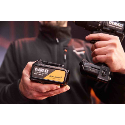 Купити Дриль-шурупокрут ударний McLaren F1 TEAM SPECIAL EDITION DeWALT DCD86MP1T. Офіційний магазин Dewalt Україна. Фірмовий інструмент та обладнання DeWALT, STANLEY, BLACK+DECKER, BOSTITCH