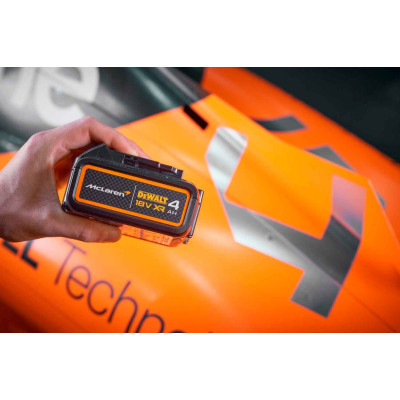 Купить Дрель-шуруповёрт ударная McLaren F1 TEAM LIMITED EDITION DeWALT DCD85MM2T. Официальный магазин Dewalt Украина. Фирменный инструмент и оборудовние DeWALT, STANLEY, BLACK+DECKER, BOSTITCH