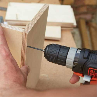 Купити Дриль-шуруповерт акумуляторний BLACK+DECKER BDCDD12USB. Офіційний магазин Dewalt Україна. Фірмовий інструмент та обладнання DeWALT, STANLEY, BLACK+DECKER, BOSTITCH