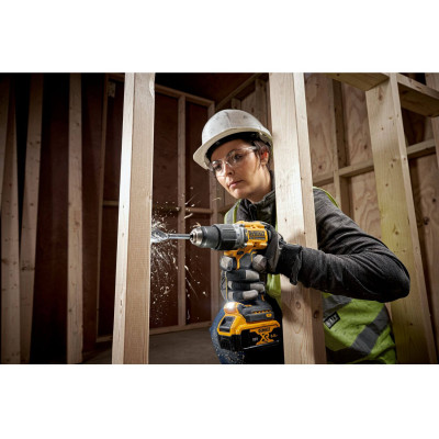 Купить Дрель-шуруповёрт аккумуляторная бесщёточная ударная DeWALT DCD805P2T. Официальный магазин Dewalt Украина. Фирменный инструмент и оборудовние DeWALT, STANLEY, BLACK+DECKER, BOSTITCH