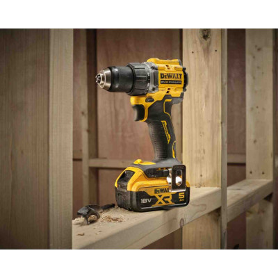 Купити Дриль-шуруповерт акумуляторний безщітковий DeWALT DCD794P2T. Офіційний магазин Dewalt Україна. Фірмовий інструмент та обладнання DeWALT, STANLEY, BLACK+DECKER, BOSTITCH