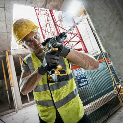 Купить Дрель- шуруповерт аккумуляторная бесщёточная ударная DeWALT DCD996P3. Официальный магазин Dewalt Украина. Фирменный инструмент и оборудовние DeWALT, STANLEY, BLACK+DECKER, BOSTITCH