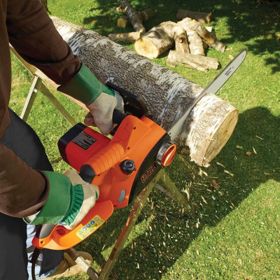 Купити Пила ланцюгова електрична BLACK+DECKER CS2040. Офіційний магазин Dewalt Україна. Фірмовий інструмент та обладнання DeWALT, STANLEY, BLACK+DECKER, BOSTITCH
