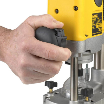 Купити Фрезер мережевий DeWALT DW621KT. Офіційний магазин Dewalt Україна. Фірмовий інструмент та обладнання DeWALT, STANLEY, BLACK+DECKER, BOSTITCH