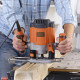 Купить Фрезер сетевой BLACK+DECKER KW1200EKA. Официальный магазин Dewalt Украина. Фирменный инструмент и оборудовние DeWALT, STANLEY, BLACK+DECKER, BOSTITCH
