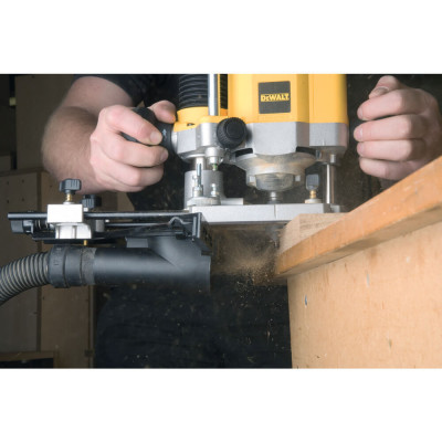 Купити Фрезер мережевий DeWALT DW621. Офіційний магазин Dewalt Україна. Фірмовий інструмент та обладнання DeWALT, STANLEY, BLACK+DECKER, BOSTITCH