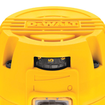 Купити Фрезер мережевий DeWALT D26200. Офіційний магазин Dewalt Україна. Фірмовий інструмент та обладнання DeWALT, STANLEY, BLACK+DECKER, BOSTITCH