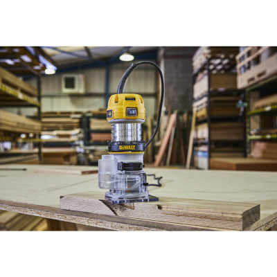 Купити Фрезер мережевий DeWALT D26200. Офіційний магазин Dewalt Україна. Фірмовий інструмент та обладнання DeWALT, STANLEY, BLACK+DECKER, BOSTITCH