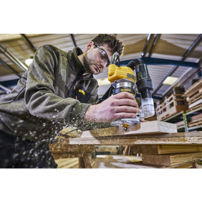 Купити Фрезер мережевий DeWALT D26200. Офіційний магазин Dewalt Україна. Фірмовий інструмент та обладнання DeWALT, STANLEY, BLACK+DECKER, BOSTITCH