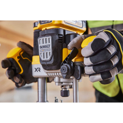 Купити Фрезер акумуляторний безщітковий DeWALT DCW620H2. Офіційний магазин Dewalt Україна. Фірмовий інструмент та обладнання DeWALT, STANLEY, BLACK+DECKER, BOSTITCH