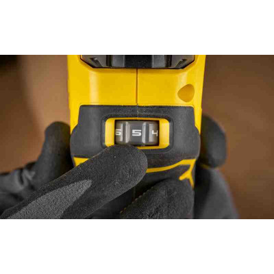 Купити Фрезер акумуляторний безщітковий STANLEY FATMAX SFMCW400B. Офіційний магазин Dewalt Україна. Фірмовий інструмент та обладнання DeWALT, STANLEY, BLACK+DECKER, BOSTITCH