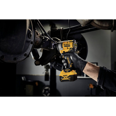 Купити Гайкокрут ударный акумуляторний безщітковий DeWALT DCF901P2. Офіційний магазин Dewalt Україна. Фірмовий інструмент та обладнання DeWALT, STANLEY, BLACK+DECKER, BOSTITCH