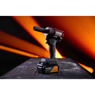 Купити Гайкокрут ударний акумуляторний безщітковий McLaren F1 TEAM SPECIAL EDITION DeWALT DCF92MP2T. Офіційний магазин Dewalt Україна. Фірмовий інструмент та обладнання DeWALT, STANLEY, BLACK+DECKER, BOSTITCH