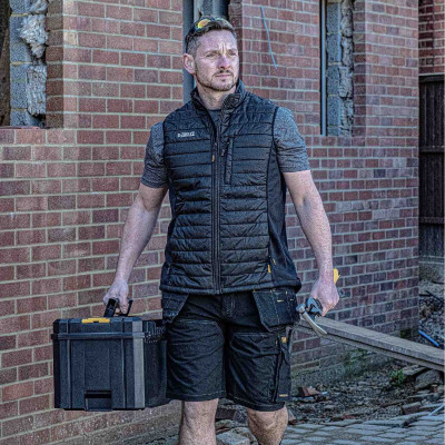 Купити Жилет FORCE GILET DeWALT DWC50-013-XL. Офіційний магазин Dewalt Україна. Фірмовий інструмент та обладнання DeWALT, STANLEY, BLACK+DECKER, BOSTITCH