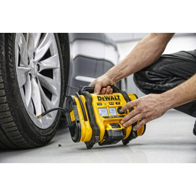 Купити Компресор повітряний акумуляторний DeWALT DCC018N. Офіційний магазин Dewalt Україна. Фірмовий інструмент та обладнання DeWALT, STANLEY, BLACK+DECKER, BOSTITCH