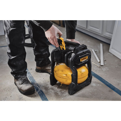 Купити Компресор повітряний акумуляторний DeWALT DCC1018N. Офіційний магазин Dewalt Україна. Фірмовий інструмент та обладнання DeWALT, STANLEY, BLACK+DECKER, BOSTITCH