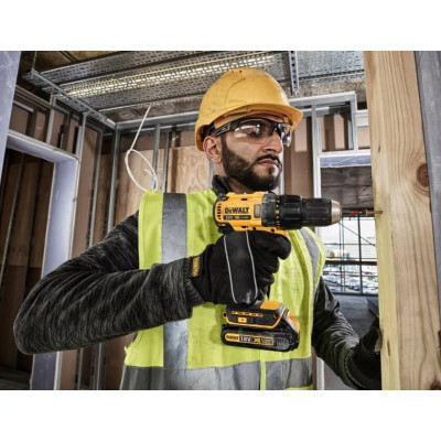 Купити Дриль-шурупокрут акумуляторний безщітковий DeWALT DCD777D2T. Офіційний магазин Dewalt Україна. Фірмовий інструмент та обладнання DeWALT, STANLEY, BLACK+DECKER, BOSTITCH