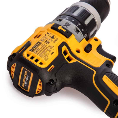 Купити Дриль-шурупокрут акумуляторний безщітковий ударний DeWALT DCD796D2. Офіційний магазин Dewalt Україна. Фірмовий інструмент та обладнання DeWALT, STANLEY, BLACK+DECKER, BOSTITCH
