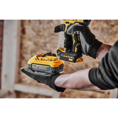 Купити Дриль-шуруповерт акумуляторний безщітковий DeWALT DCD800H2T. Офіційний магазин Dewalt Україна. Фірмовий інструмент та обладнання DeWALT, STANLEY, BLACK+DECKER, BOSTITCH