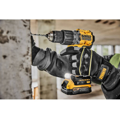 Купить Дрель-шуруповёрт аккумуляторная бесщёточная ударная DeWALT DCD805E2T. Официальный магазин Dewalt Украина. Фирменный инструмент и оборудовние DeWALT, STANLEY, BLACK+DECKER, BOSTITCH