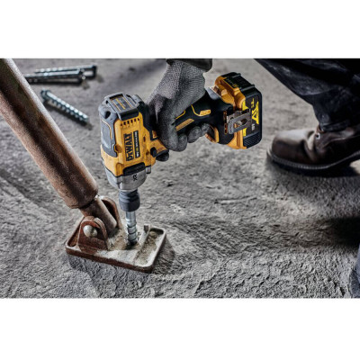 Купити Гайкокрут ударний акумуляторний безщітковий DeWALT DCF892N. Офіційний магазин Dewalt Україна. Фірмовий інструмент та обладнання DeWALT, STANLEY, BLACK+DECKER, BOSTITCH
