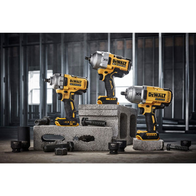 Купити Гайкокрут ударний акумуляторний безщітковий DeWALT DCF961N. Офіційний магазин Dewalt Україна. Фірмовий інструмент та обладнання DeWALT, STANLEY, BLACK+DECKER, BOSTITCH