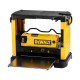 Купити Верстат рейсмусний мережевий DeWALT DW733. Офіційний магазин Dewalt Україна. Фірмовий інструмент та обладнання DeWALT, STANLEY, BLACK+DECKER, BOSTITCH