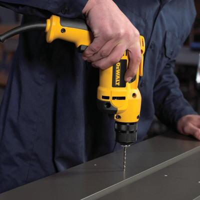 Купити Дриль мережевий DeWALT DWD014S. Офіційний магазин Dewalt Україна. Фірмовий інструмент та обладнання DeWALT, STANLEY, BLACK+DECKER, BOSTITCH
