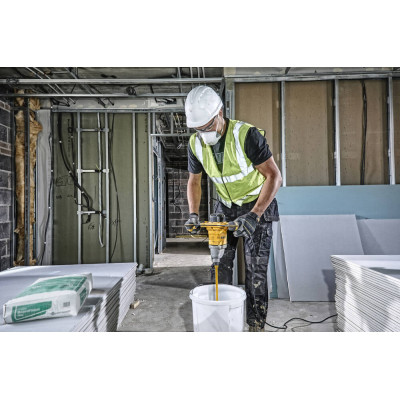 Купити Міксер мережевий DeWALT DWD241. Офіційний магазин Dewalt Україна. Фірмовий інструмент та обладнання DeWALT, STANLEY, BLACK+DECKER, BOSTITCH