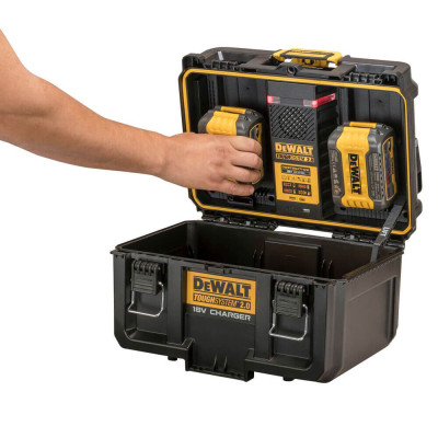 Купити Зарядний пристрій-BOX DeWALT DWST83471. Офіційний магазин Dewalt Україна. Фірмовий інструмент та обладнання DeWALT, STANLEY, BLACK+DECKER, BOSTITCH