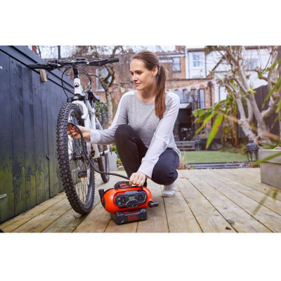Купити Компресор автомобільний акумуляторний BLACK+DECKER BDCINF18N. Офіційний магазин Dewalt Україна. Фірмовий інструмент та обладнання DeWALT, STANLEY, BLACK+DECKER, BOSTITCH