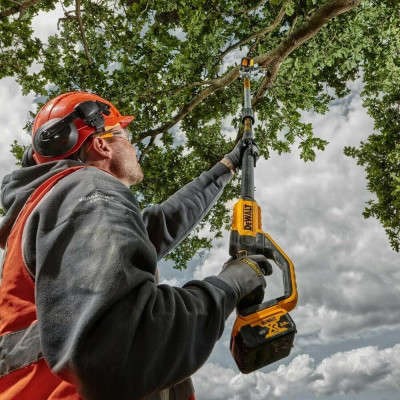 Купити Висоторіз акумуляторний безщітковий зі штангою DeWALT DCMPS567P1. Офіційний магазин Dewalt Україна. Фірмовий інструмент та обладнання DeWALT, STANLEY, BLACK+DECKER, BOSTITCH