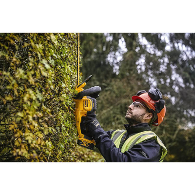 Купити Кущоріз акумуляторний DeWALT DCMHT563P1. Офіційний магазин Dewalt Україна. Фірмовий інструмент та обладнання DeWALT, STANLEY, BLACK+DECKER, BOSTITCH