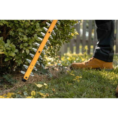 Купити Кущоріз акумуляторний DeWALT DCMHT564N. Офіційний магазин Dewalt Україна. Фірмовий інструмент та обладнання DeWALT, STANLEY, BLACK+DECKER, BOSTITCH