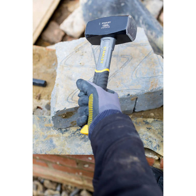 Купити Міні-кувалда Fiberglass з вагою головки 1000 г STANLEY STHT0-54126. Офіційний магазин Dewalt Україна. Фірмовий інструмент та обладнання DeWALT, STANLEY, BLACK+DECKER, BOSTITCH