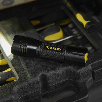 Купить Фонарь ручной STANLEY SXLS50105E. Официальный магазин Dewalt Украина. Фирменный инструмент и оборудовние DeWALT, STANLEY, BLACK+DECKER, BOSTITCH