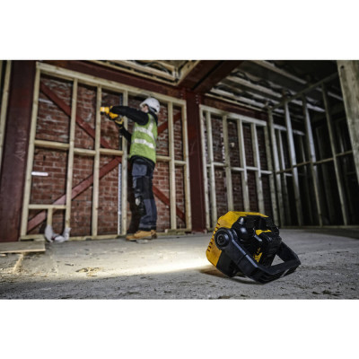 Купити Ліхтар світлодіодний акумуляторний DeWALT DCL077. Офіційний магазин Dewalt Україна. Фірмовий інструмент та обладнання DeWALT, STANLEY, BLACK+DECKER, BOSTITCH