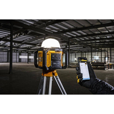 Купити Ліхтар світлодіодний акумуляторний DeWALT DCL074. Офіційний магазин Dewalt Україна. Фірмовий інструмент та обладнання DeWALT, STANLEY, BLACK+DECKER, BOSTITCH
