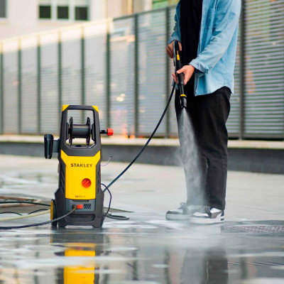 Купити Миття високого тиску електричне STANLEY SXPW19B-E. Офіційний магазин Dewalt Україна. Фірмовий інструмент та обладнання DeWALT, STANLEY, BLACK+DECKER, BOSTITCH