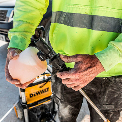 Купить Мойка высокого давления аккумуляторная бесщеточная DeWALT DCMPW1600N. Официальный магазин Dewalt Украина. Фирменный инструмент и оборудовние DeWALT, STANLEY, BLACK+DECKER, BOSTITCH