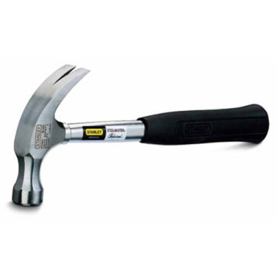 Купить Молоток Steelmaster Curve Claw с весом головки 450 г, с загнутым гвоздодером STANLEY 1-51-031. Официальный магазин Dewalt Украина. Фирменный инструмент и оборудовние DeWALT, STANLEY, BLACK+DECKER, BOSTITCH