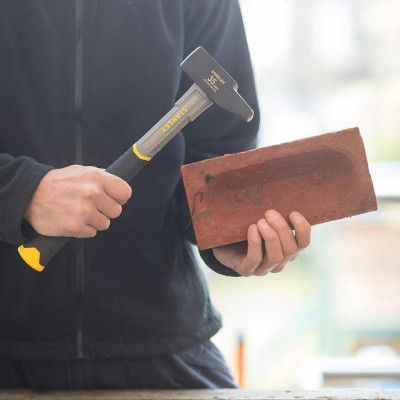 Купить Молоток инженерный Fiberglass, вес 500 г STANLEY STHT0-54154. Официальный магазин Dewalt Украина. Фирменный инструмент и оборудовние DeWALT, STANLEY, BLACK+DECKER, BOSTITCH