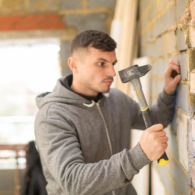 Купить Молоток инженерный Fiberglass, вес 500 г STANLEY STHT0-54154. Официальный магазин Dewalt Украина. Фирменный инструмент и оборудовние DeWALT, STANLEY, BLACK+DECKER, BOSTITCH